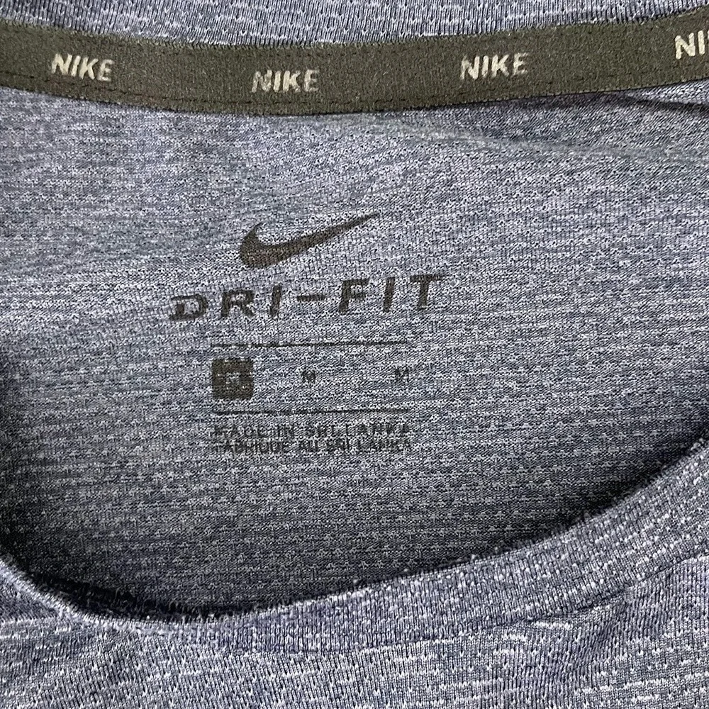 Nike Mens Dri-FIT Long Sleeve Training Shirt Heather Blue AT1120-471 Size M